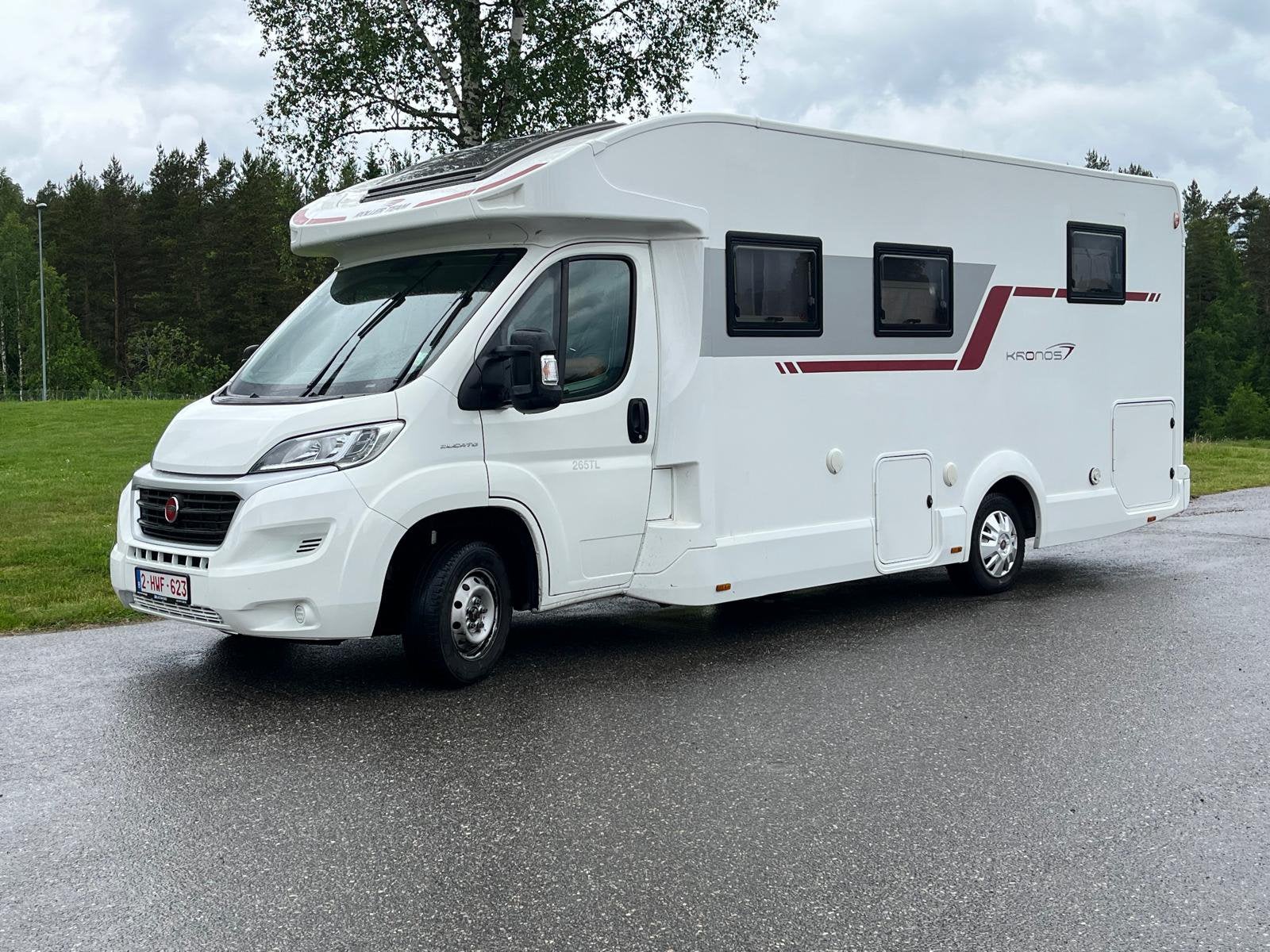 Roller Team Kronos 265TL, 140PK, 46157Km, 29/09/2020, Caravanes & Camping, Jusqu'à 4, Réfrigérateur, Toilette à cassette, Fiat