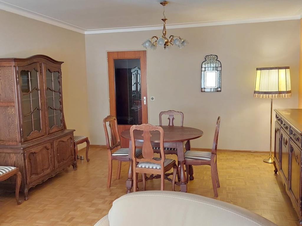 Salle à manger complète : buffet, vitrine, table et 6 chaise, Maison & Meubles, Salles à manger complètes, Enlèvement