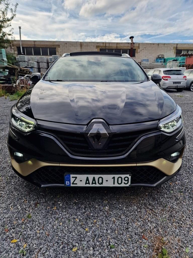 Renault Megane Break SW 1.6i E-TECH PHEV Engineered (116 kW), Auto's, 4 cilinders, 67 kW, Alcantara, Zwart