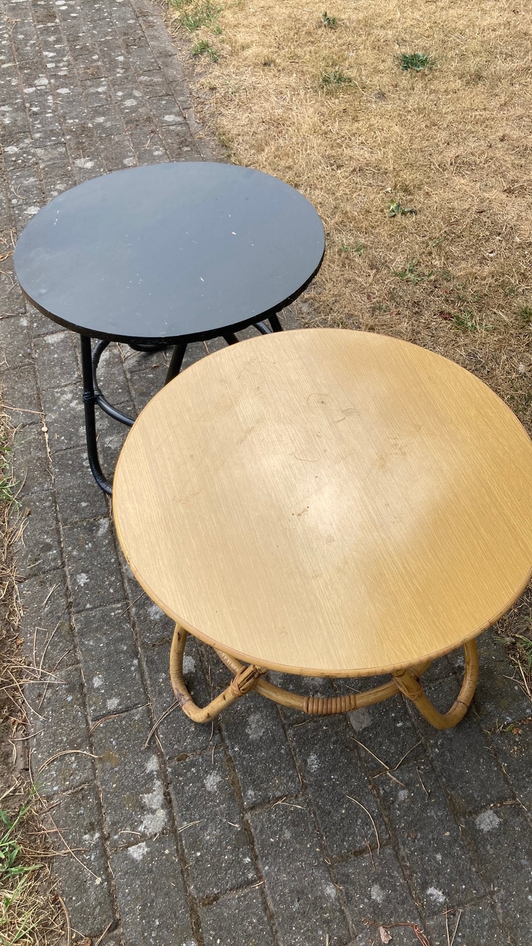 2 tafeltjes, Huis en Inrichting, Ophalen, Minder dan 50 cm, Gebruikt, Rond