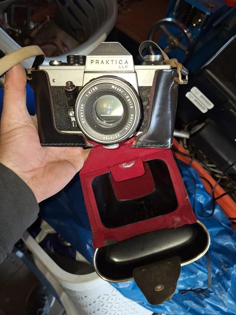 Vintage fototoestel, Ophalen