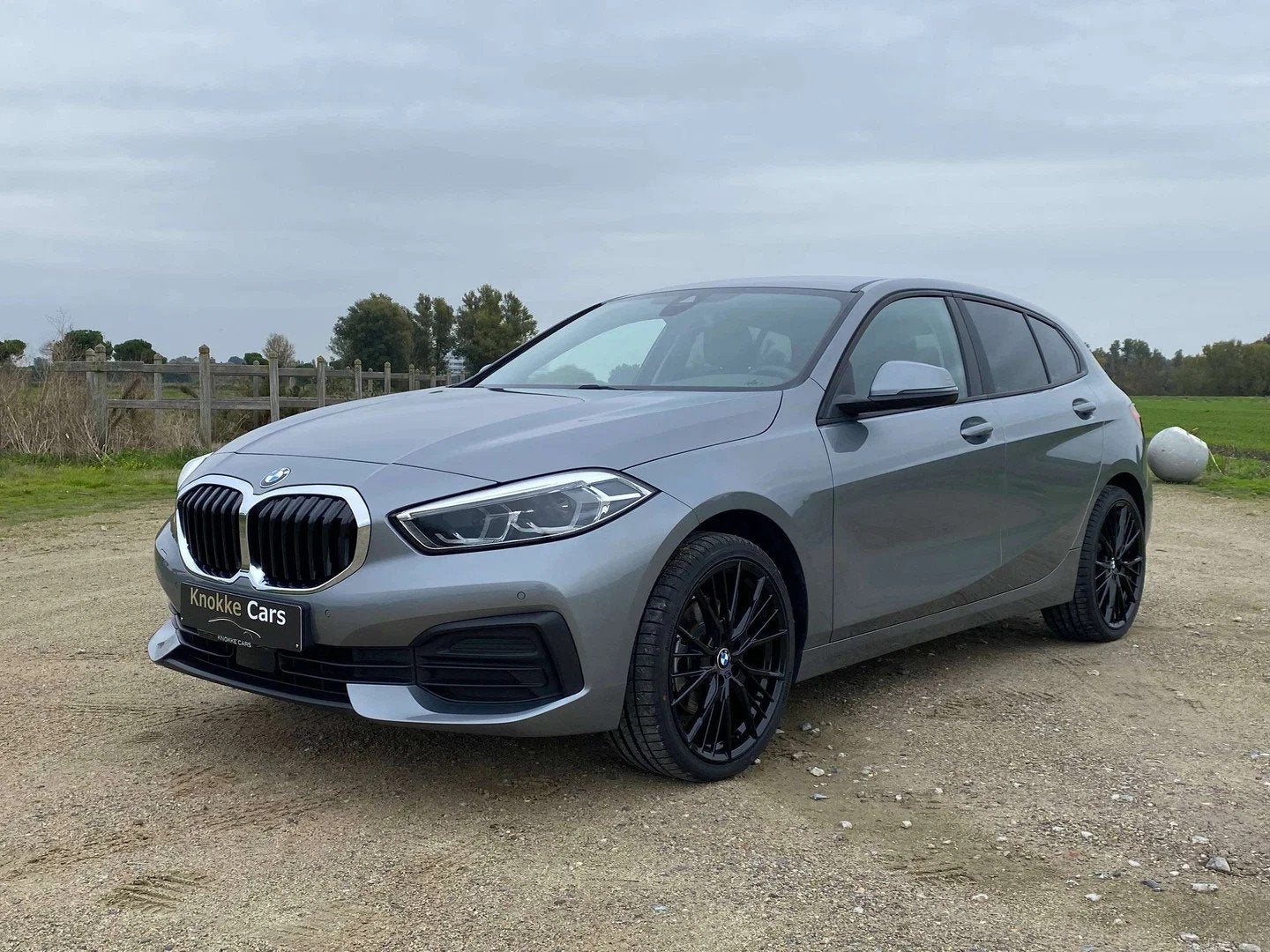 BMW 1 Serie 118 Live Cockpit,Apple carplay,Parkeerhulp,LED k, Auto's, Gebruikt, Zwart, https://public.car-pass.be/vhr/1b2ead9f-28fc-4297-84e7-8ca44d5ca56e