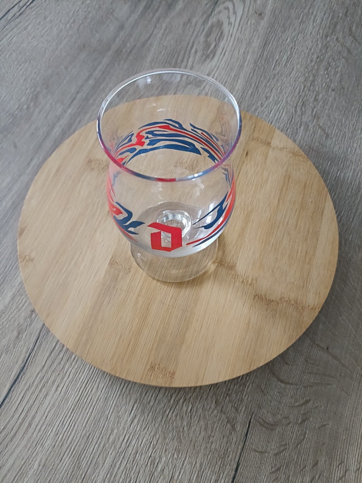 duivel glas, Ophalen