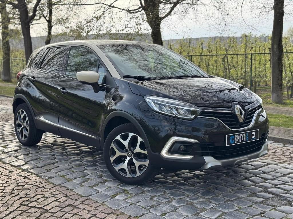 Renault Captur 0.9 TCe * NAVI * CRUISE * PDC * LED, Voorwielaandrijving, Euro 6, Zwart, 5 deurs