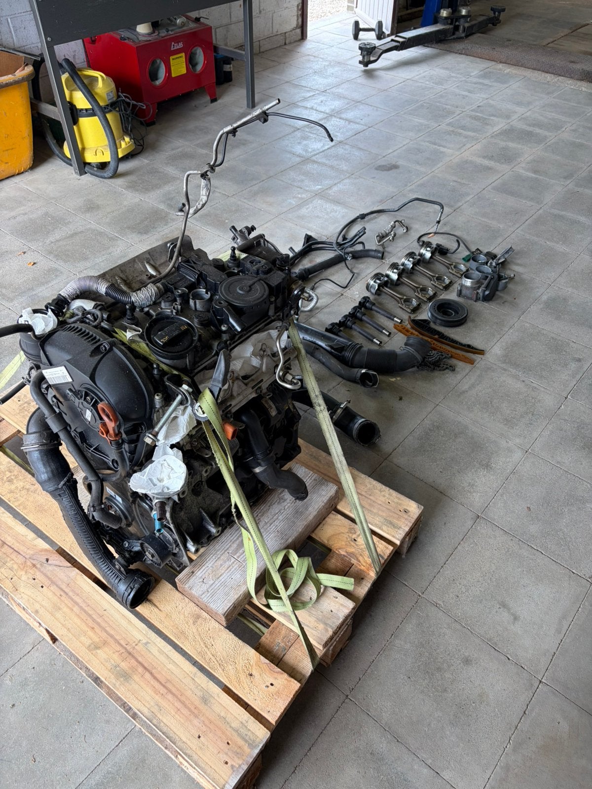 2.0 TSI benzinemotor . Moet gereviseerd worden ., Ophalen, Gebruikt