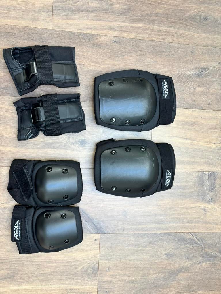 Skate bescherming, Ophalen, Zo goed als nieuw, Bescherming