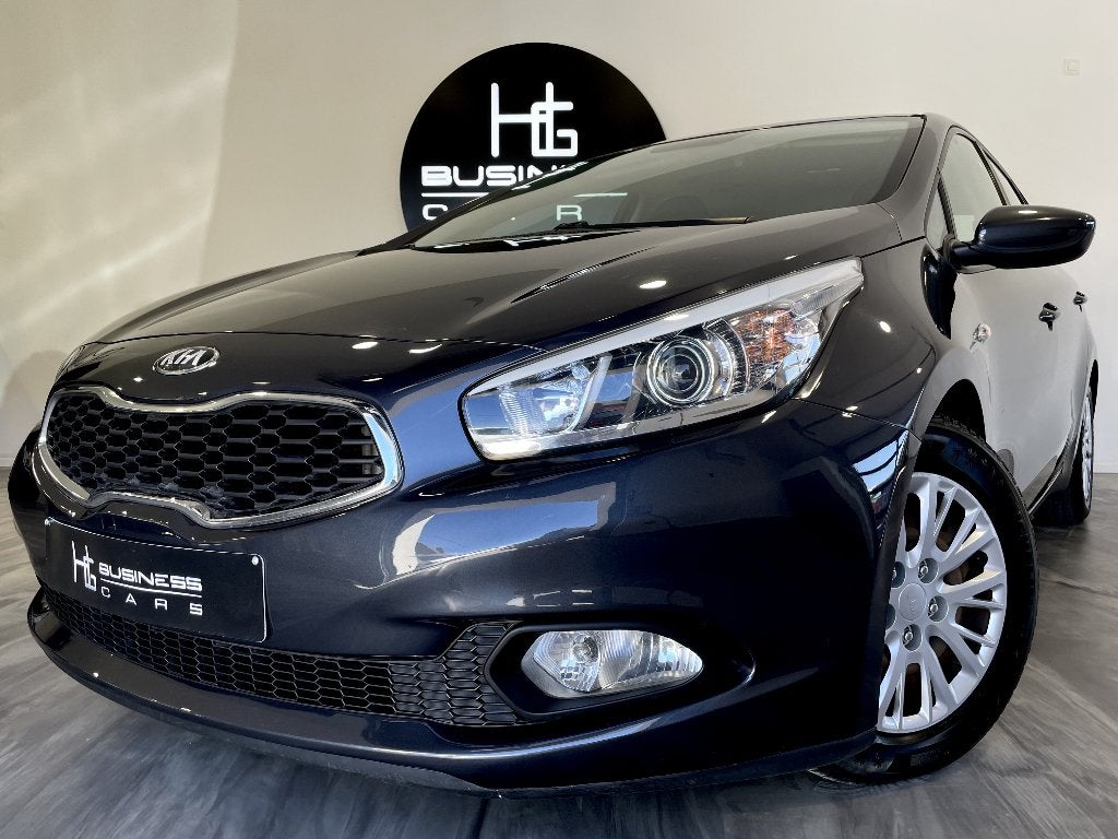 Kia Ceed / cee'd CEE'D/ 1.4 CRDi/ CLIMATISATION / BLUETOOTH, Auto's, Kia, Voorwielaandrijving, Euro 5, Stof, Zwart