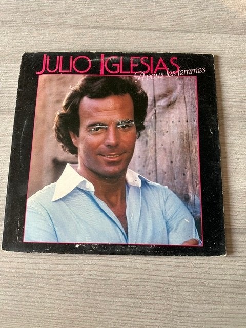 Vynil a vous les femmes – Julio Iglesias (lp058), Enlèvement ou Envoi, Pop, Utilisé, LP