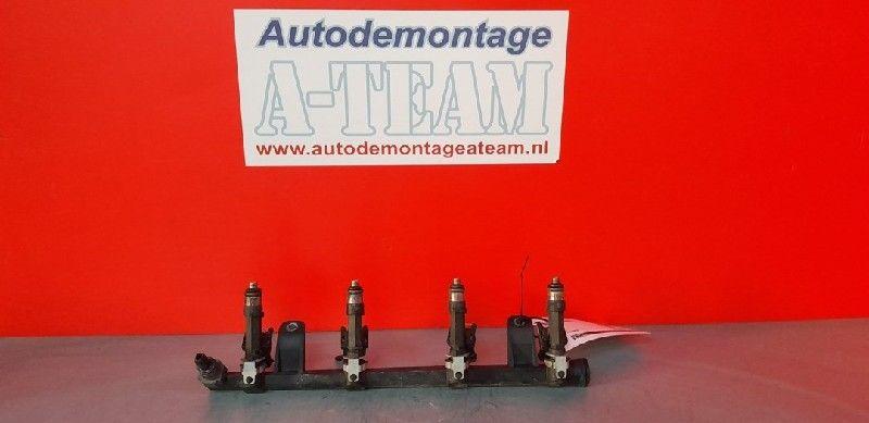 RAIL D'INJECTION Dacia Sandero I (BS) (8200227124), Utilisé, Dacia