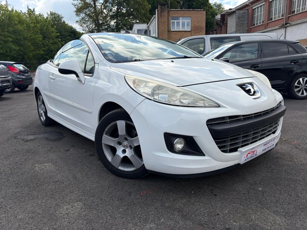 Peugeot 207 207 CC 1.6 HDi Pack FAP, Auto's, Peugeot, 4 cilinders, Cabriolet, Leder en Stof, Wit