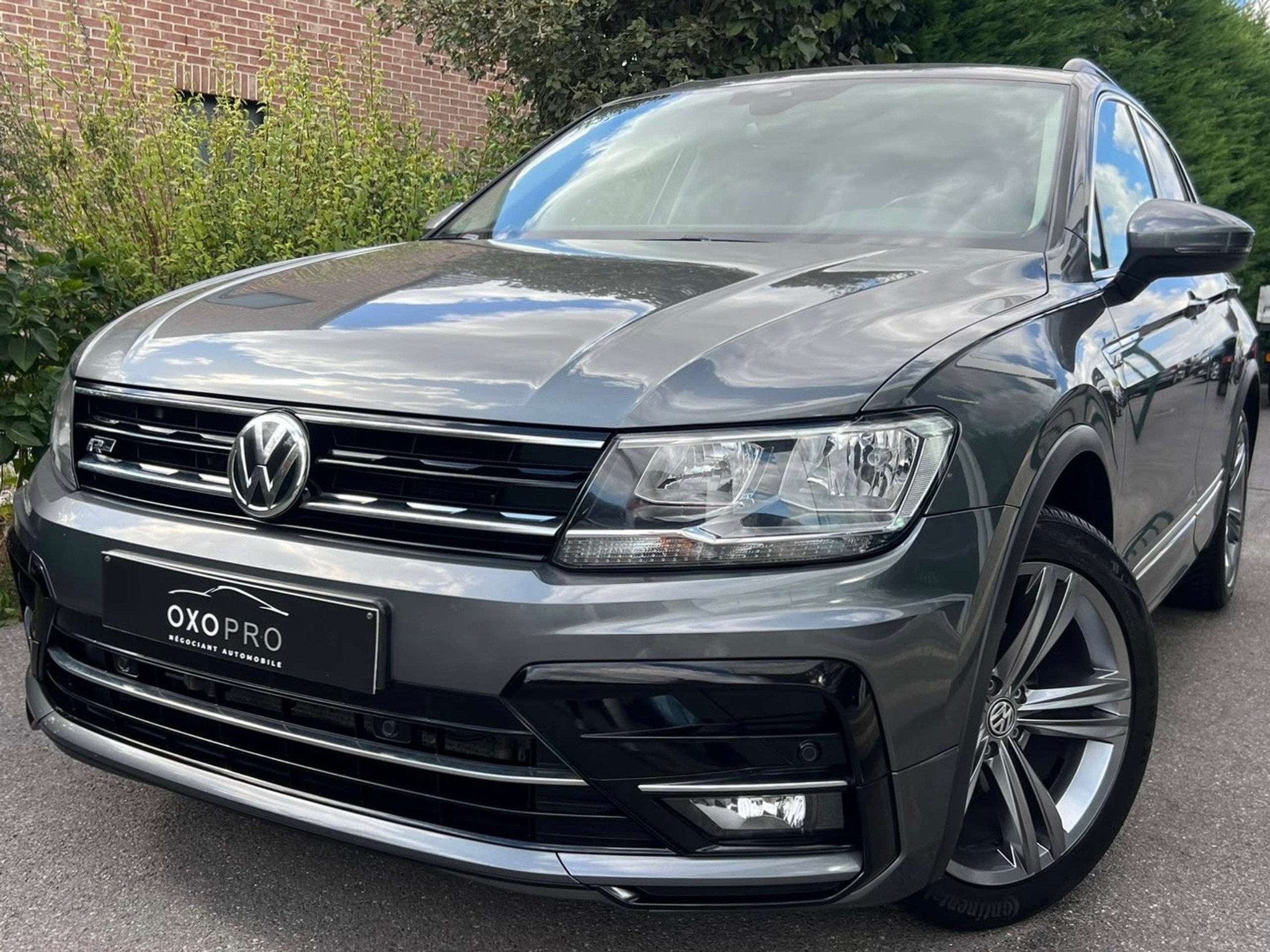 Volkswagen Tiguan R Line 2.0 TDI 150CV 4 Motion / 4x4 / Gran, Argent ou Gris, Achat, Entreprise, 5 portes
