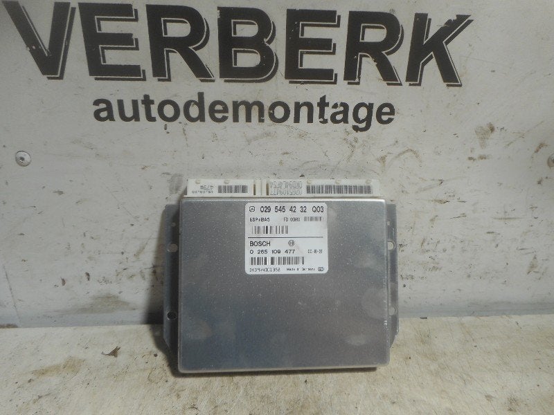 COMPUTER ESP Mercedes-Benz A (W168) (0295454232q03), Robert Bosch AG, Gebruikt, Mercedes-Benz, Robert-Bosch-Allee 1
74232  Abstatt, DE