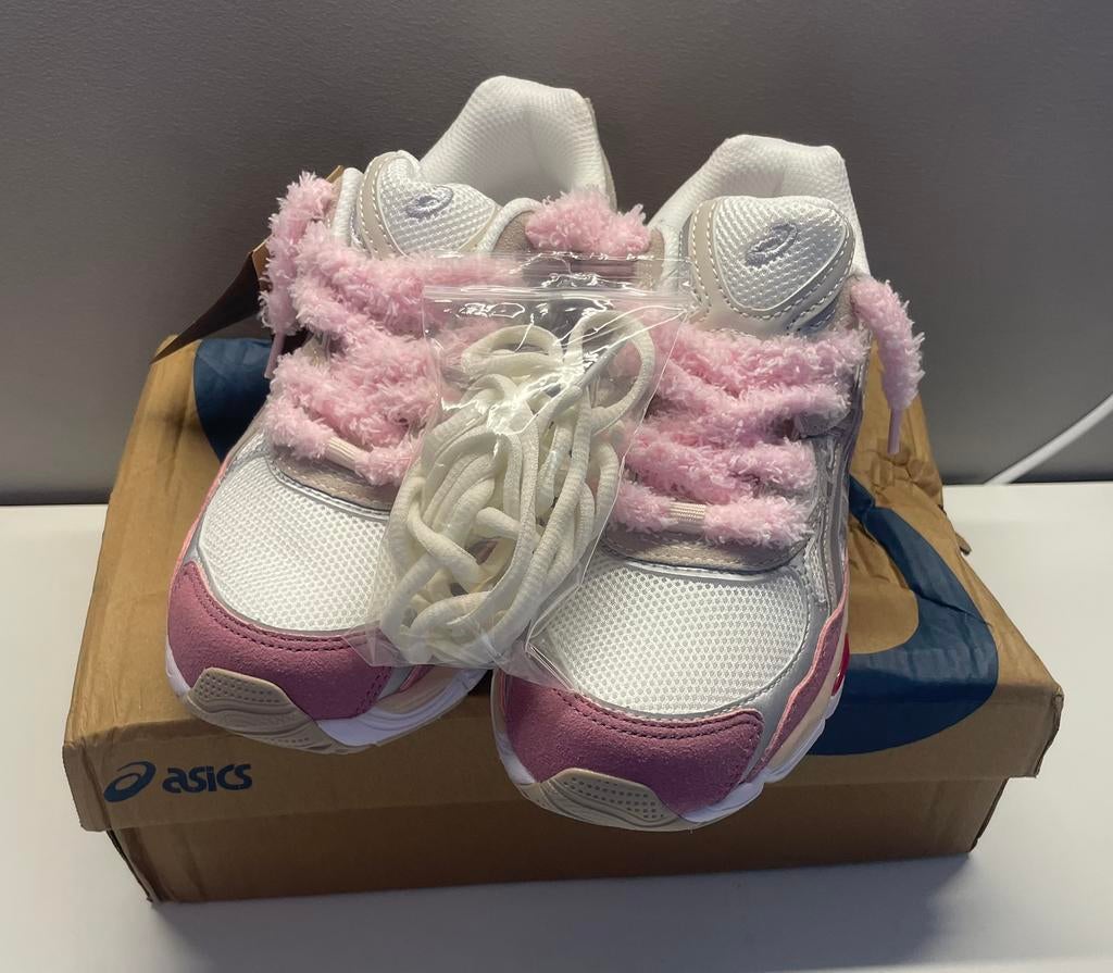 Asics gel nyc maat 39,5, Vêtements | Femmes, Chaussures, Neuf, Enlèvement ou Envoi, Rose, Chaussures de sports