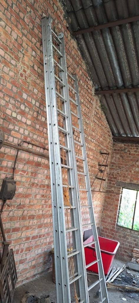 ladder, Ophalen, Zo goed als nieuw, Ladder, Opvouwbaar of Inschuifbaar