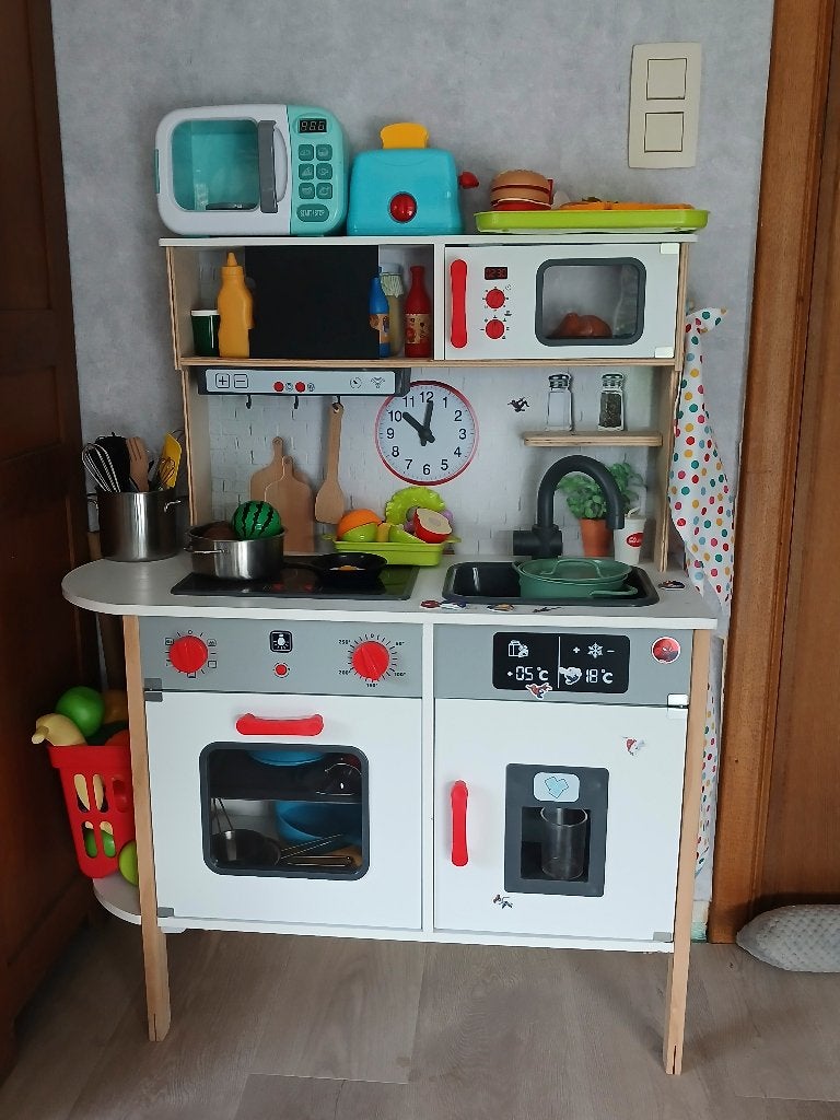 Keukentje met toebehoren, Ophalen, Zo goed als nieuw, Hout, Speelkeuken