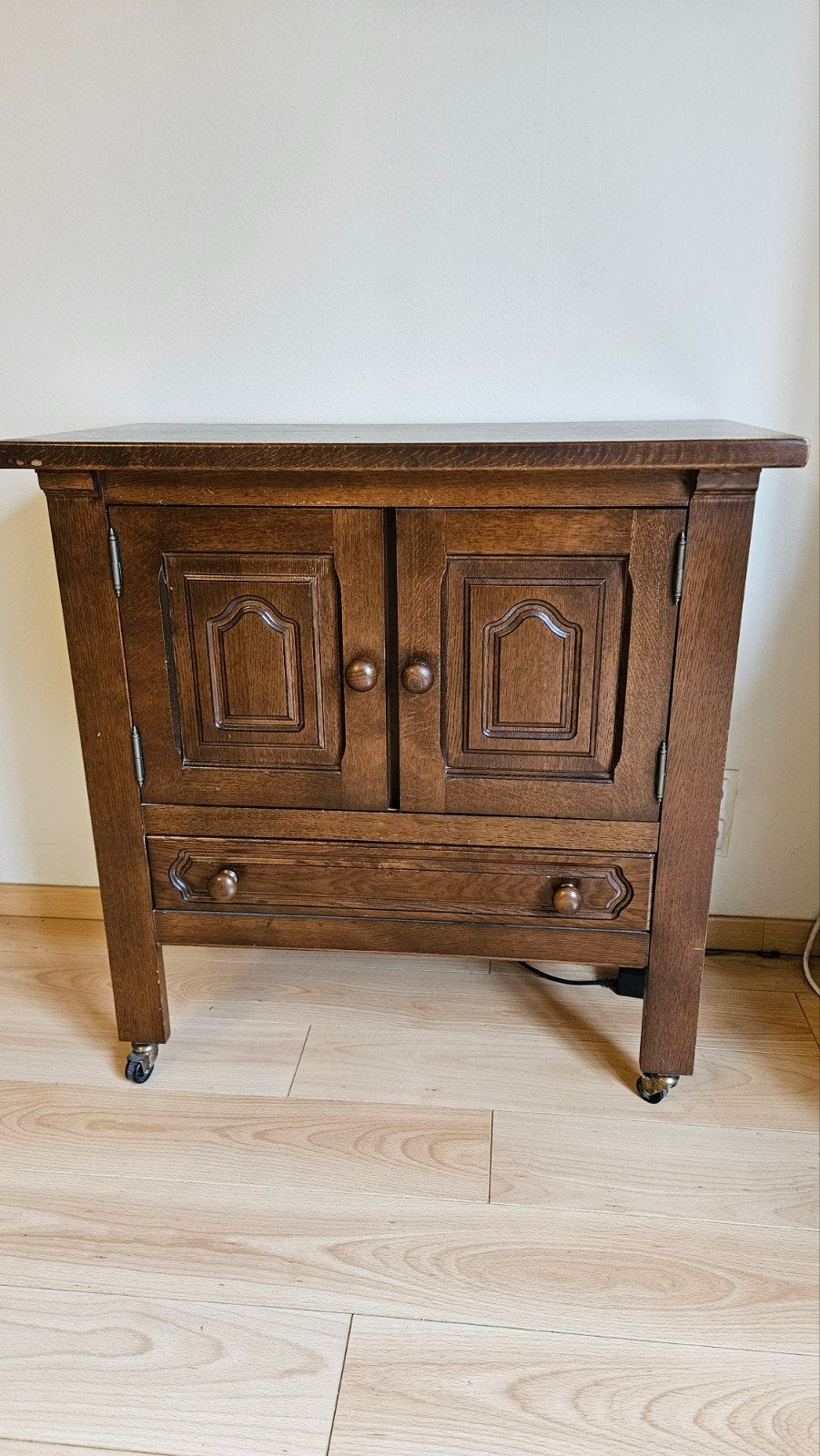Kleine commode (85cm x 85cm x 45cm), Antiek en Kunst, Antiek | Meubels | Kasten, Ophalen