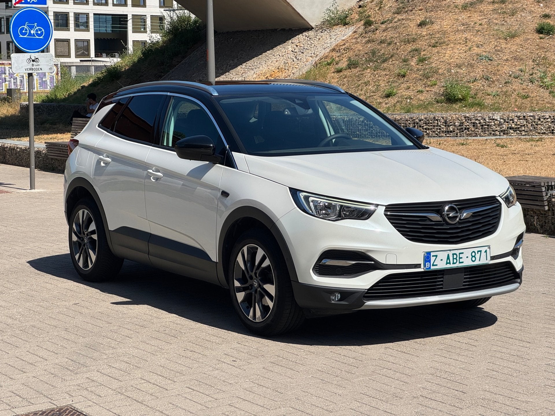 Opel Grandland X | Benzine | Euro 6d, Auto's, Euro 6, 1199 cc, Leder en Stof, Wit