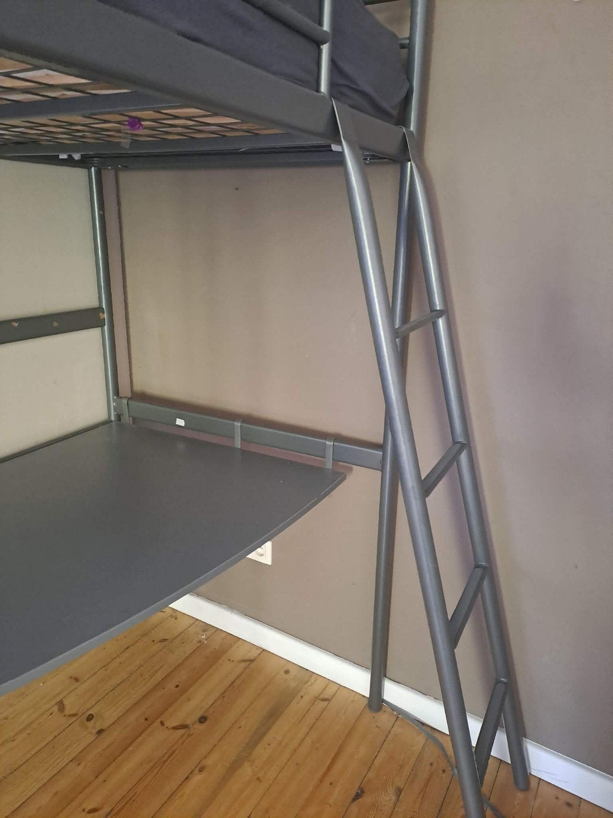lit superposé avec bureau en bas, Enfants & Bébés, Enlèvement, Utilisé