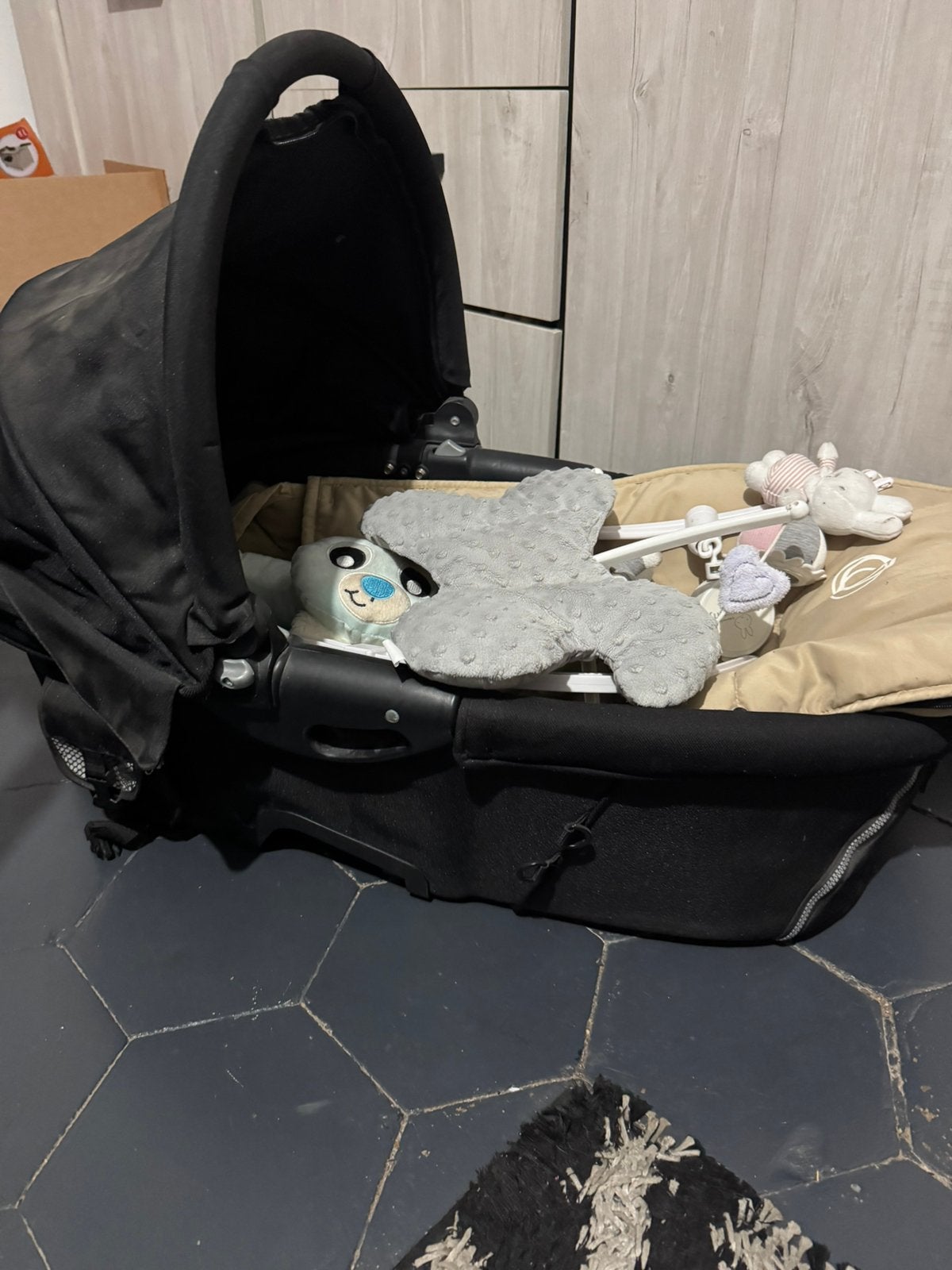 Lit(poussette) avec accessoires pour bébé, Enfants & Bébés, Enlèvement, Comme neuf, Poussette
