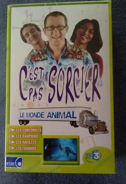 2 coffrets VHS C'est pas sorcier - Le monde animal NEUFS!, Tous les âges, Enlèvement ou Envoi, Neuf, dans son emballage, Documentaire