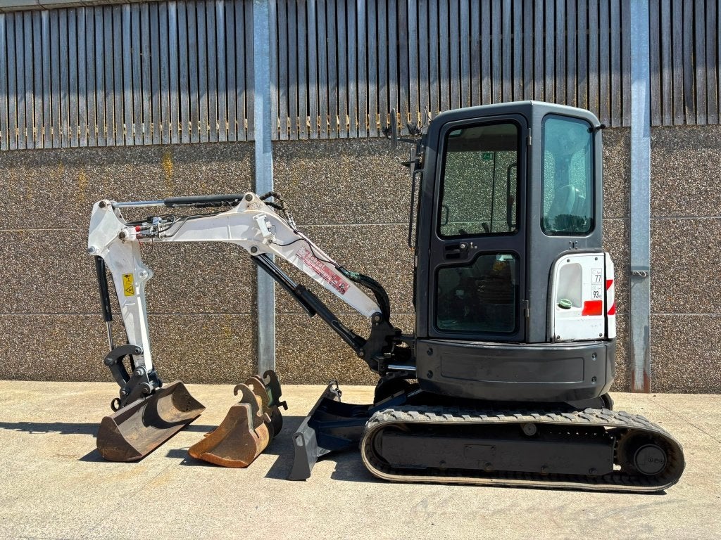 Minigraver Bobcat E26 amper 2700uren in goede staat, Enlèvement, Excavatrice