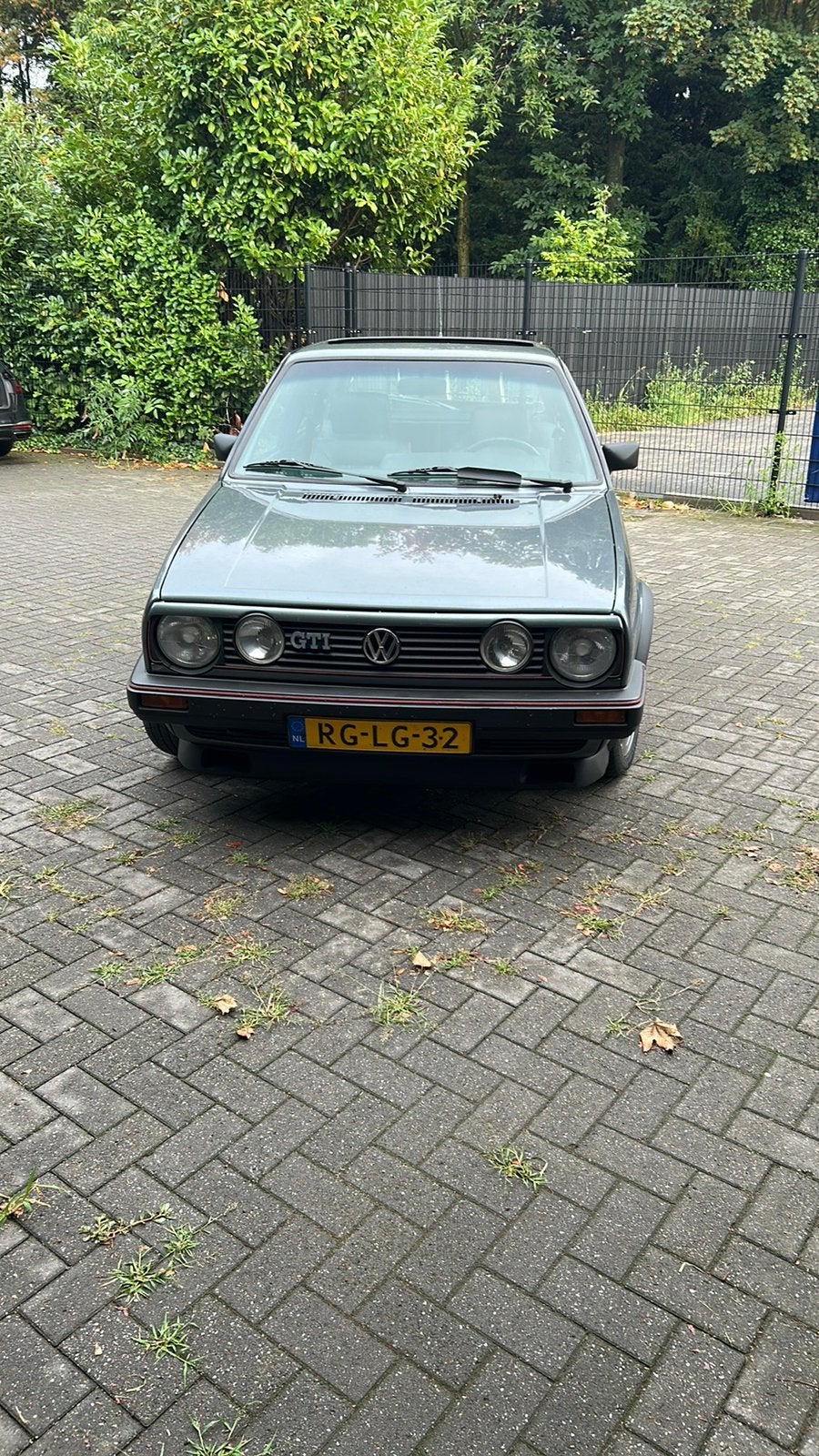 Nette vw golf 2  gti 1.8 16v, Voorwielaandrijving, Handgeschakeld, Golf, Zilver of Grijs