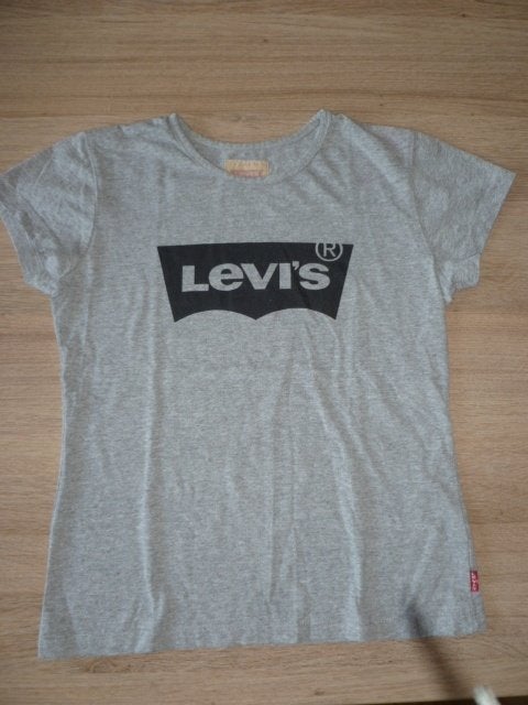 grijze T-shirt meisjes, van Levi's, maat 140, Kinderen en Baby's, Kinderkleding | Maat 140, Ophalen of Verzenden, Levi's