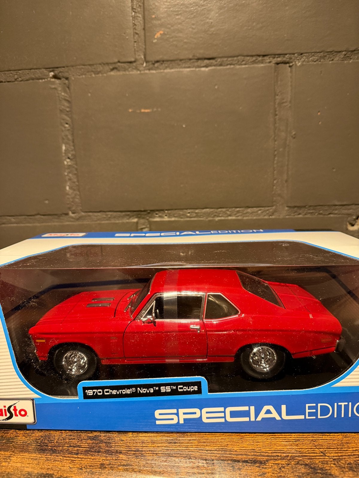 1970 Chevrolet Nova SS coupe, Hobby & Loisirs créatifs, Voitures miniatures | 1:18, Enlèvement, Comme neuf, Maisto