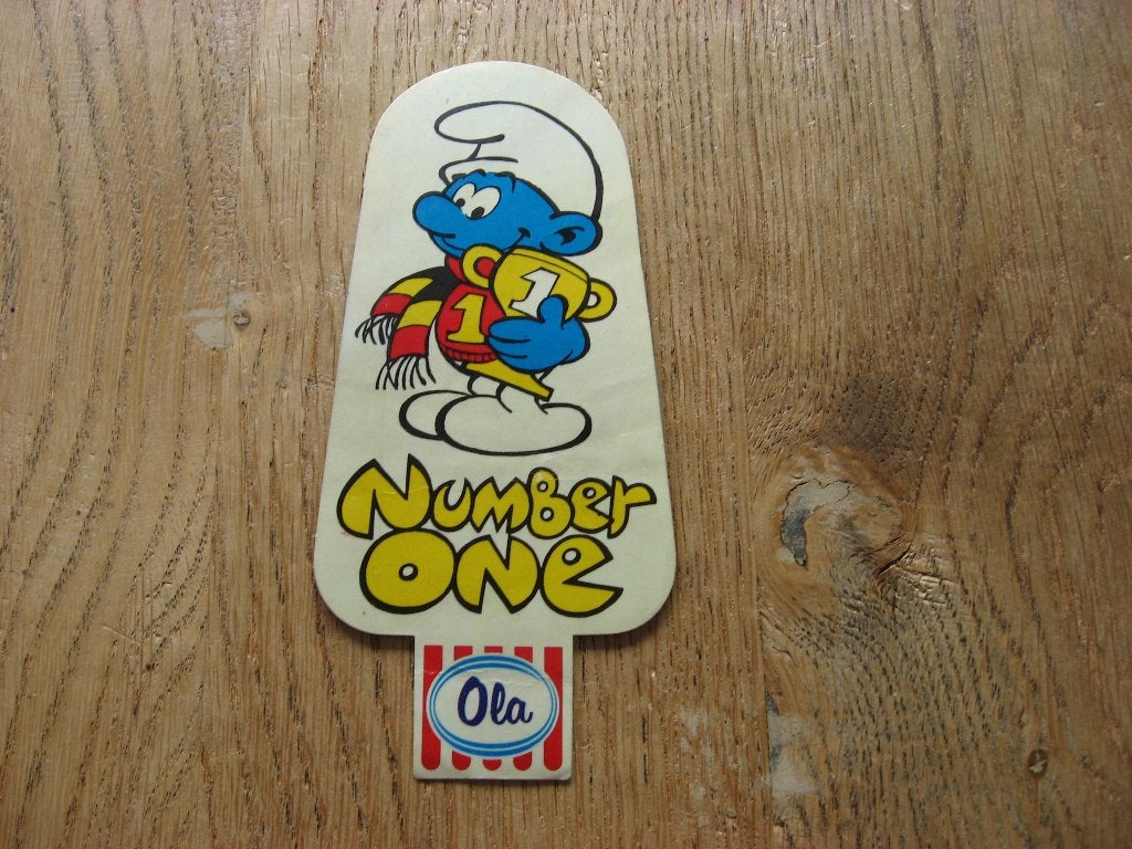 Smurfen Number One Ola Peyo Sticker, Verzamelen, Stickers, Ophalen of Verzenden, Nieuw, Strip of Tekenfilm