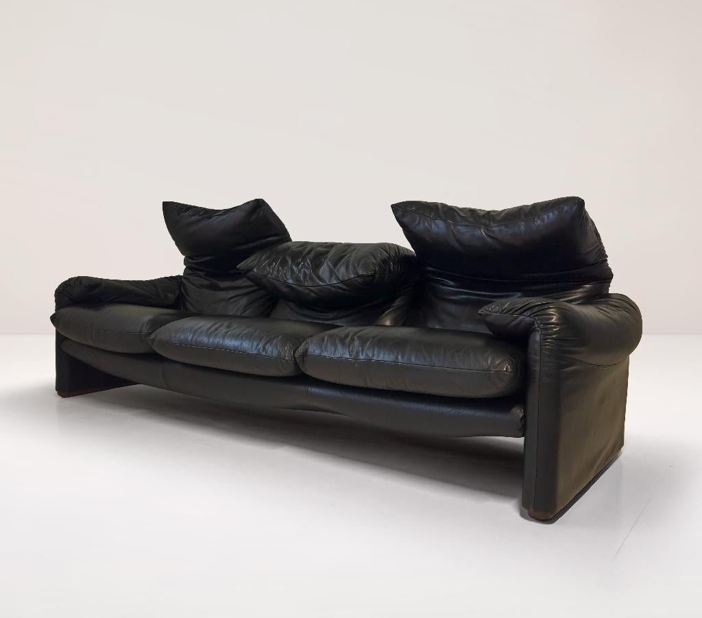 Vintage maralunga sofa, Driepersoons, Ophalen of Verzenden, Zo goed als nieuw, Rechte bank