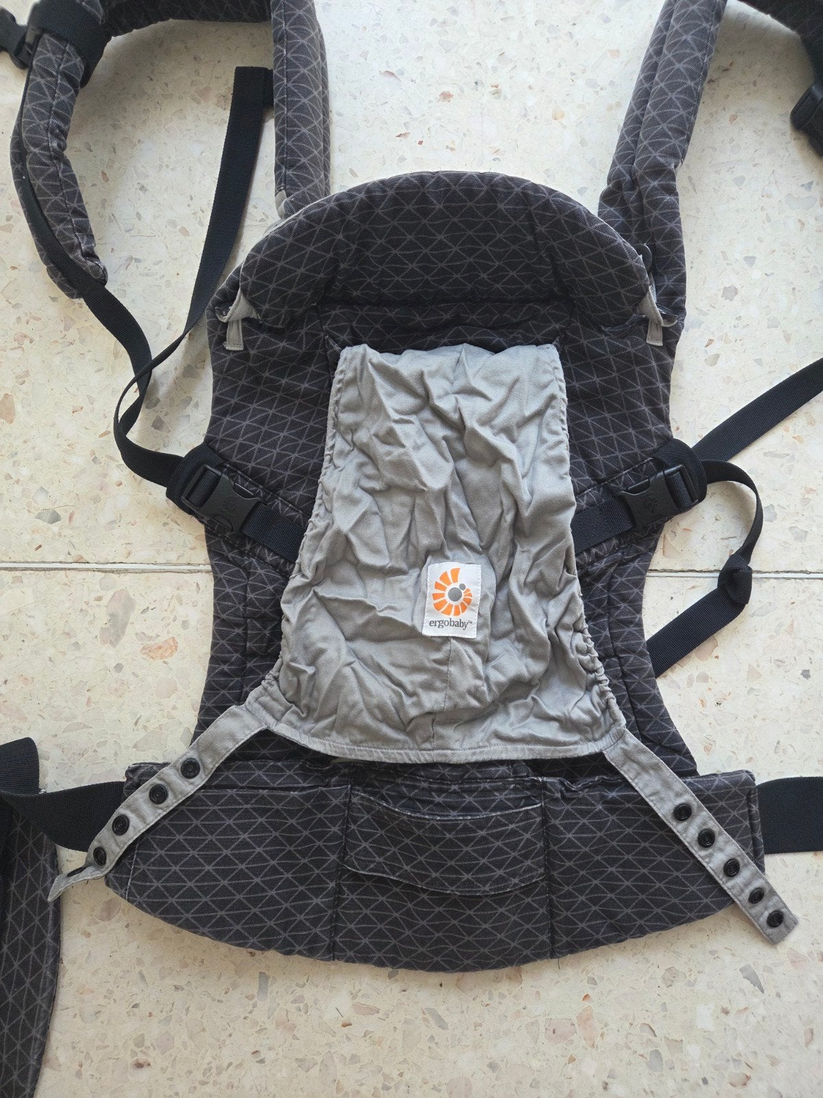 Ergobaby Adapt draagzak 3,2-20kg, Kinderen en Baby's, Gebruikt, Buik of Rug, Draagzak, Ophalen