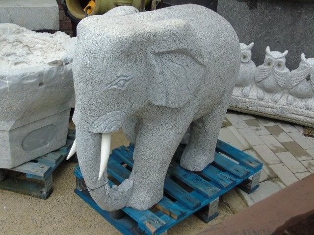 statue éléphant en pierre granit , H 80 CM !!!, Jardin & Terrasse, Enlèvement, Comme neuf, Pierre, Animal
