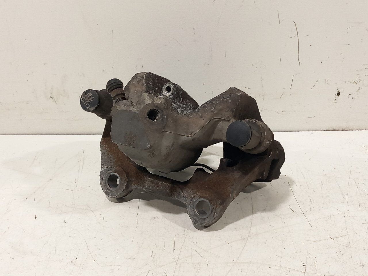 Remklauw rechts achter Mercedes-Benz E-Klasse, Onderdelen@venauto.nl, Van der Ven Autorecycling B.V., Ettenseweg 76, 4706 PB Roosendaal, The Netherlands
