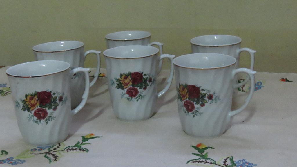 Tasse en porcelaine, Ophalen