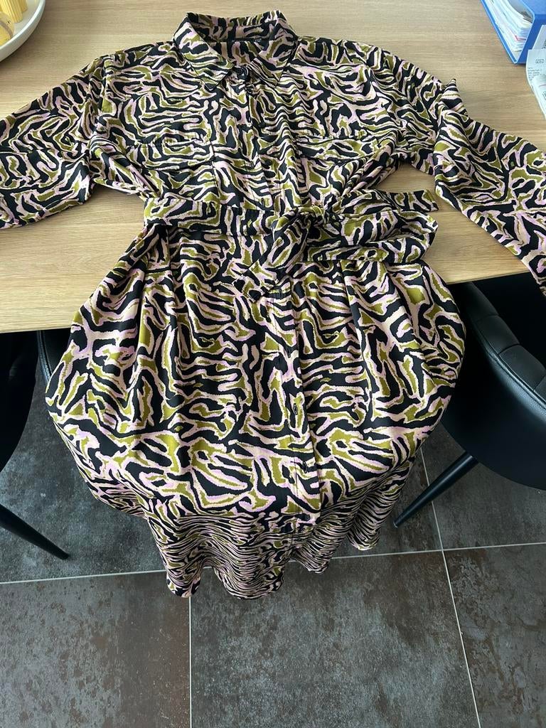 Gloednieuw prachtig kleedje met lint maat 48, Kleding | Dames, L’histoire de Louise, Zwart, Maat 46/48 (XL) of groter, Nieuw