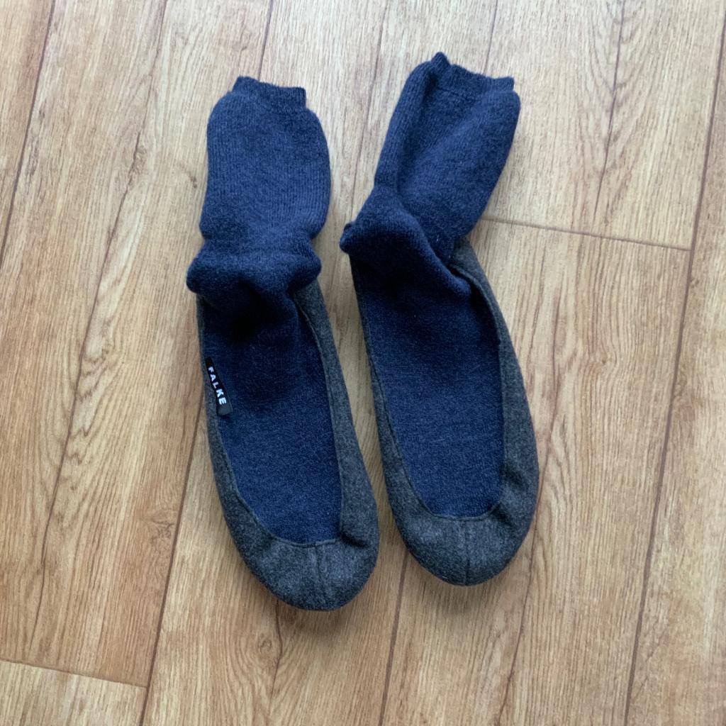 Pantoffelsok Falke maat 39 - 40, Kleding | Heren, Schoenen, Blauw, Nieuw, Ophalen of Verzenden, Pantoffels of Sloffen