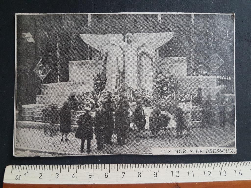 Knipsel op stevig papier: Aux morts de Bressoux Liège, Envoi, Armée de terre, Photo ou Poster