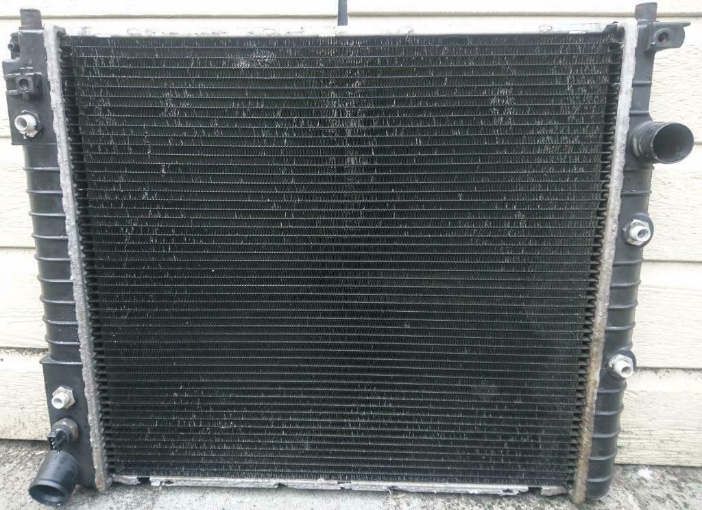 Radiateur Jaguar xj6 Daimler LWB 4.0 L X300 MNA4190DB, Ophalen, Gebruikt, Jaguar