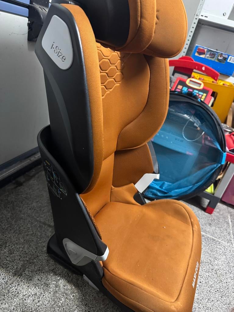 Maxicosi kore pro i-size vanaf 3,5jaar, Kinderen en Baby's, Autostoeltjes, Ophalen, Verstelbare rugleuning, Zo goed als nieuw