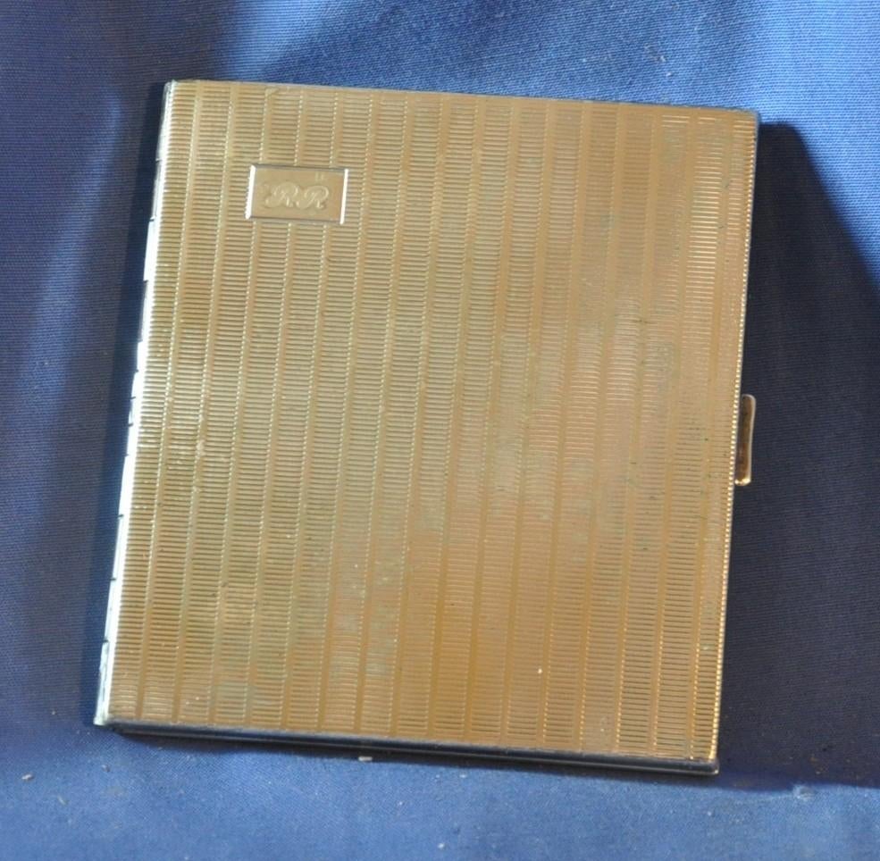 etui a cigarette metal chromé monogrammé R R, Collections, Enlèvement ou Envoi, Utilisé, Autres types