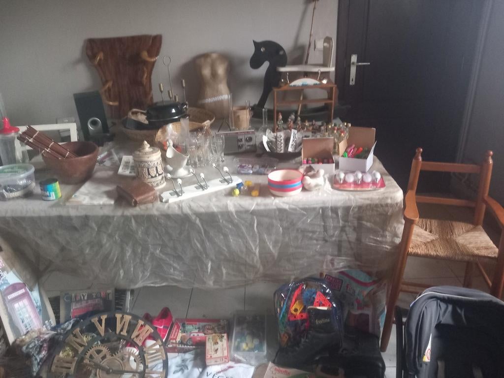 Gros lot pour brocanteurs ou autre, Enlèvement