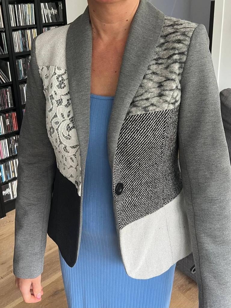 Veste grise Desigual, taille 38 – presque neuv, Ophalen of Verzenden, Zo goed als nieuw