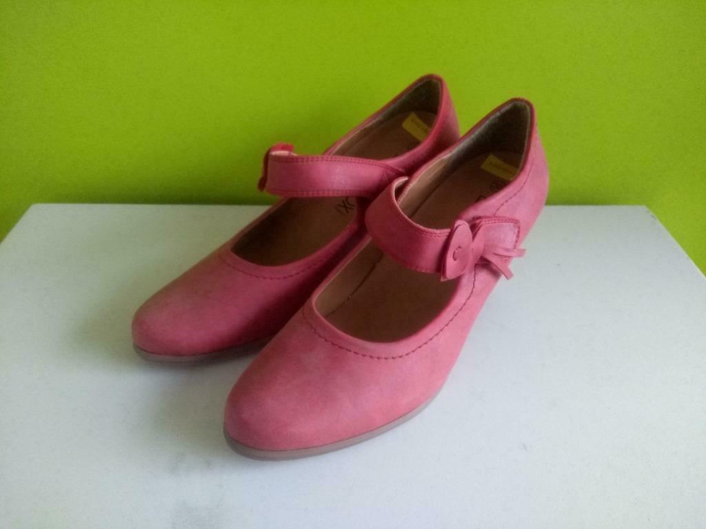 Rode damesschoenen - Blue Box - maat 38 (met losse zolen), Rouge, Enlèvement ou Envoi, Escarpins, MET