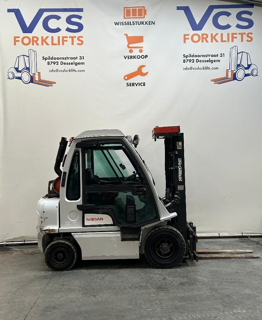 NISSAN HEFTRUCK 2,5t triplex 4,7 4000uren, Heftruck, Ophalen, LPG, NISSAN