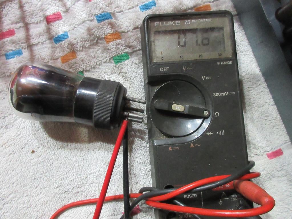 Lampe radio  TSF  1920' type Dario R56, Enlèvement ou Envoi