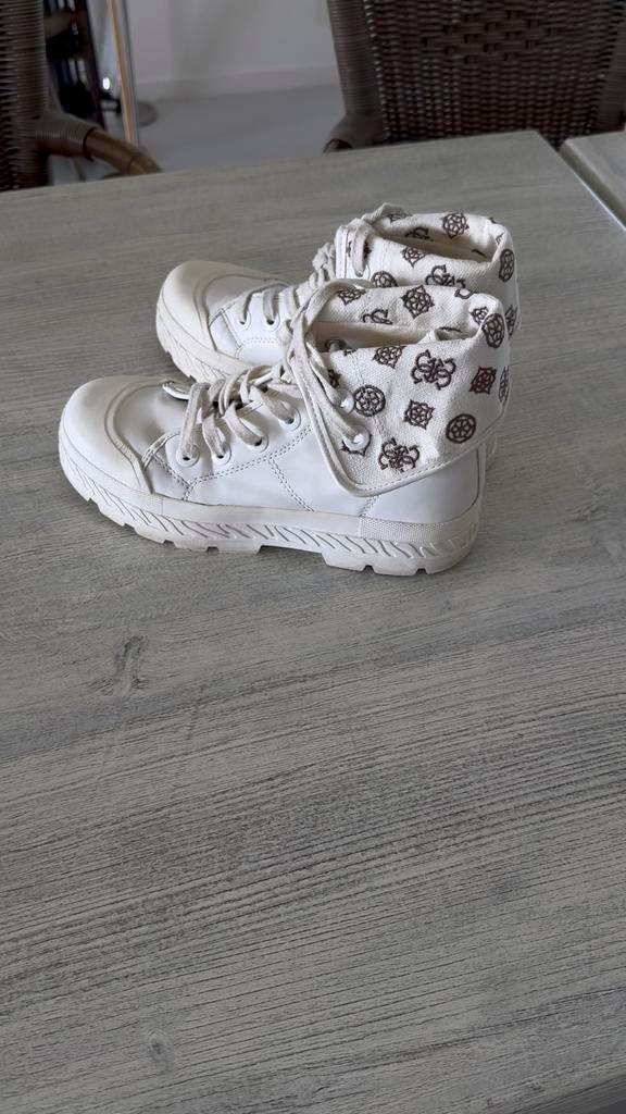 Guess,witte,maat 38, Vêtements | Femmes, Chaussures, Bottes de pluie, Enlèvement ou Envoi, Comme neuf, Blanc