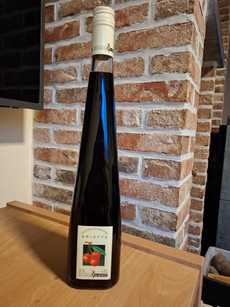 Bouteille "douceur aux griottes" 75 cl, Enlèvement ou Envoi