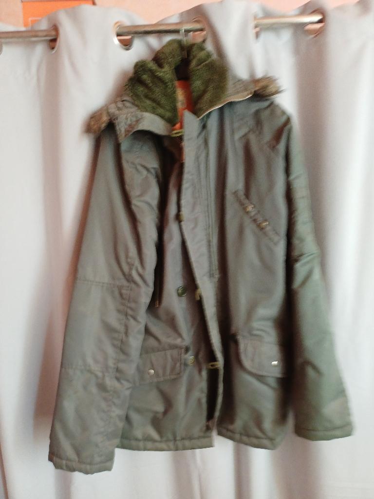 jas, Ophalen, Zo goed als nieuw, Maat 38/40 (M), Groen