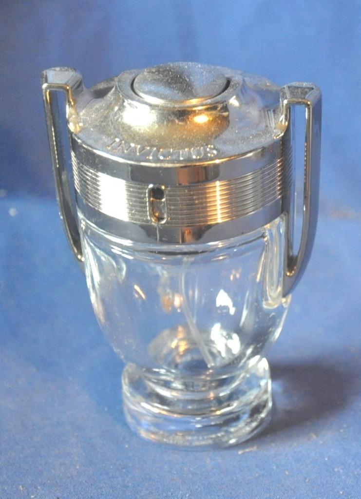 fiole vide parfum invictus paco rabanne (5), Enlèvement ou Envoi, Utilisé, Bouteille de parfum