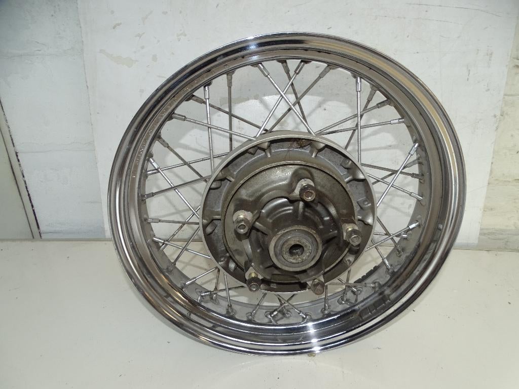 triumph  bonneville 900 achterwiel, Motoren, Ophalen of Verzenden, Gebruikt